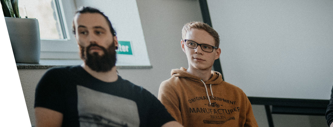 Anaxco IT Betrieb Teaserbild Meeting IT-Betrieb IT-Betreuung Rechenzentrum Cloud Service Backup Server Cloud Flexbiel Microsoft Anaxco IT Betrieb Teaserbild Meeting IT-Betrieb IT-Betreuung Rechenzentrum Cloud Service Backup Server Cloud Flexbiel Microsoft